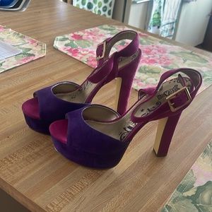 Beautiful heels nevertheless worn !!  Purple and pink
